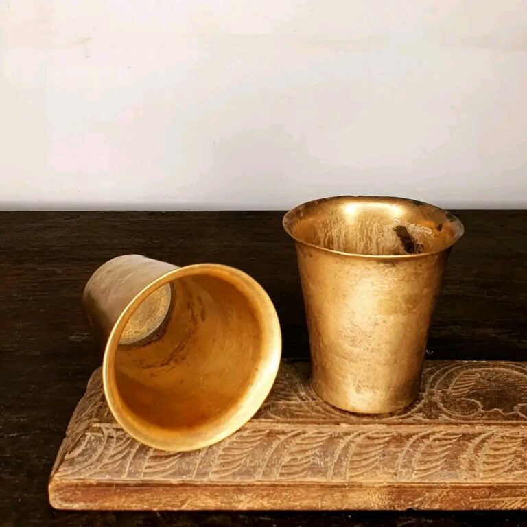 Solid large Raja Rani bronze tumblers - Image 3