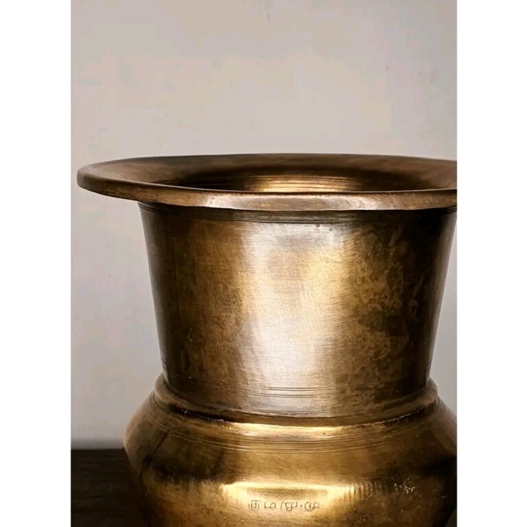 Brass kolambi planter - Image 6