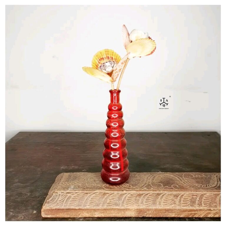 bud vase Ochre red blown glass