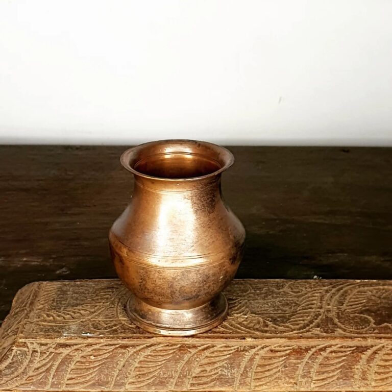 Compact Tulip Moru lota golden bronze footed base - Image 2