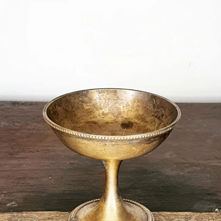 British footed white brass candy bowl, superior metal cast - Image 2