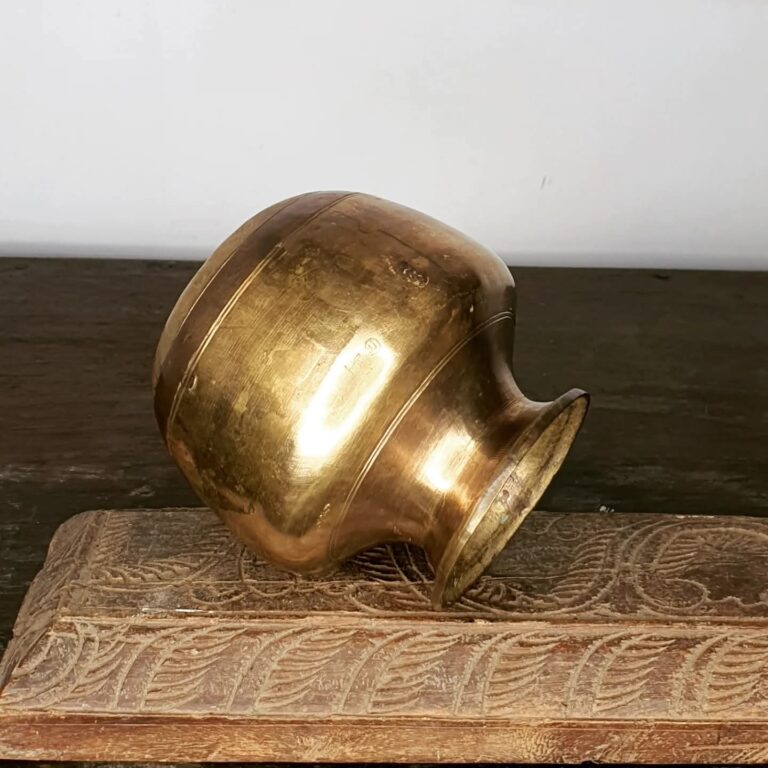 Compact brass kalasa sombhu/ water server pot - Image 4