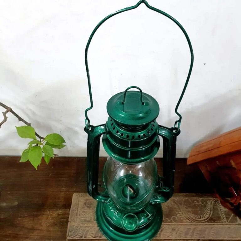 Hurricane barn lantern green colour iron made - Image 5