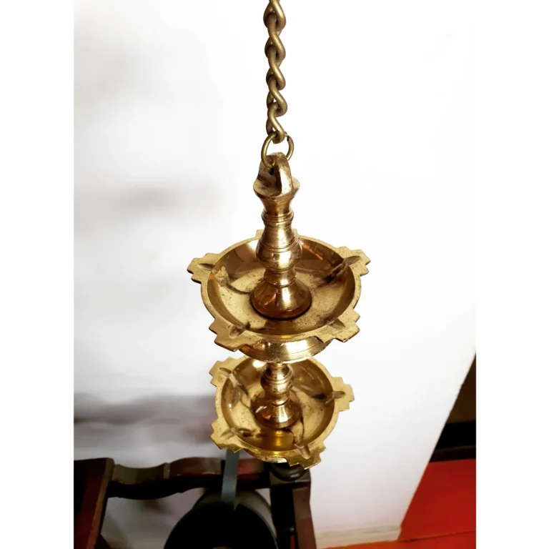 Tamilnadu Rendu Adukku Thooku Vilakku with hanging long chain - Image 6