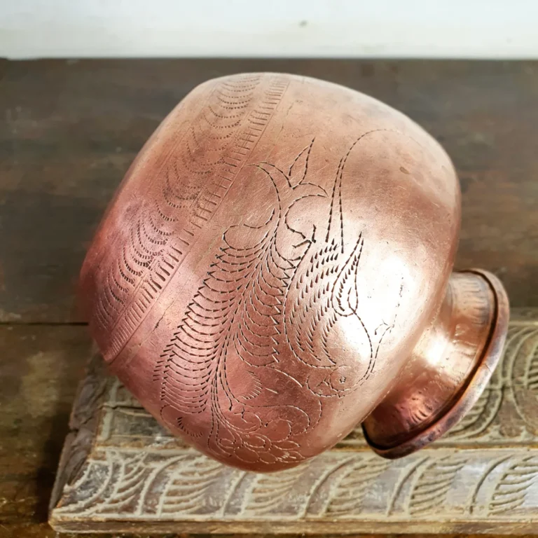 Copper Kili sombu small/ Parrot etched pot heavy cast - Image 9