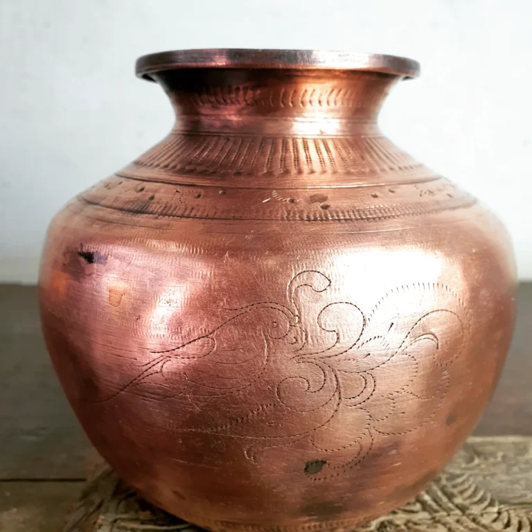 Copper Kili sombu medium size/ Parrot etched pot heavy cast - Image 11