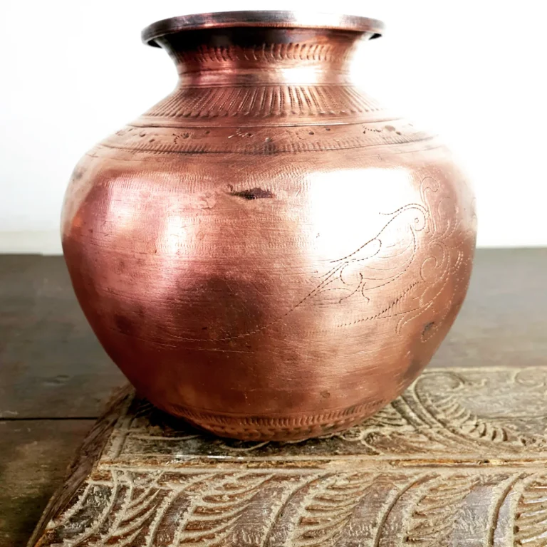 Copper Kili sombu medium size/ Parrot etched pot heavy cast - Image 12