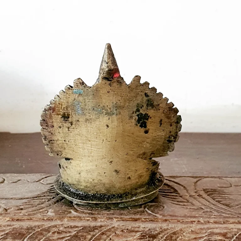 Rare bell metal Perumal Surya Chandra Prabhai vilakku/ The Sun moon Vishnu votive oil lamp - Image 7