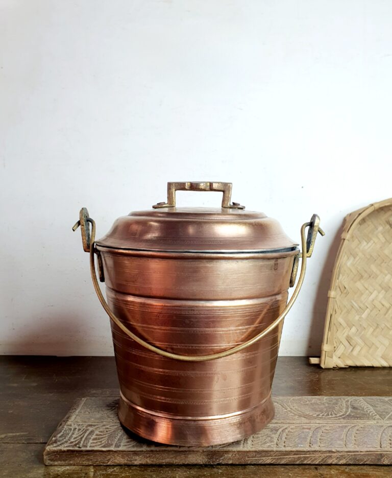 Golden brass Vari bucket thooku heavy variant handmade classic standard size - Image 2