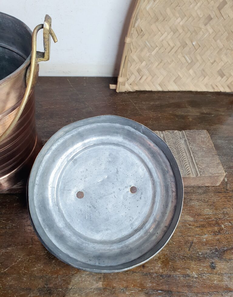 Golden brass Vari bucket thooku heavy variant handmade classic standard size - Image 7