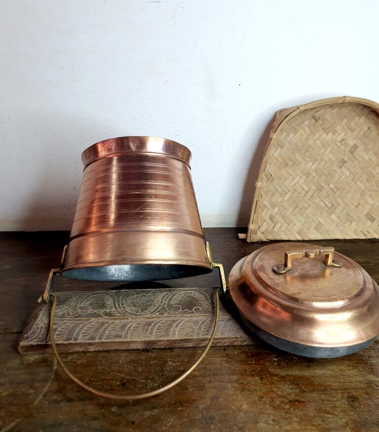 Golden brass Vari bucket thooku heavy variant handmade classic standard size - Image 8