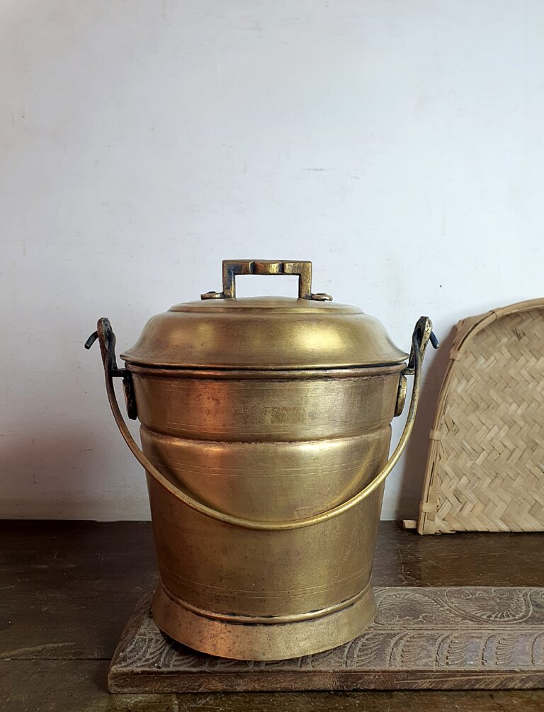 Palagara bucket thooku large heavy golden brass smooth variant