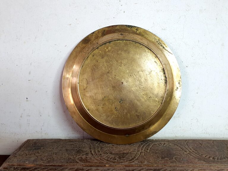 Classic serrated brim bronze compact plate heavy cast handmade - Image 4