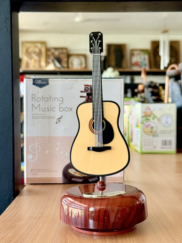 Miniature Guitar scale down model Musical box - Image 2