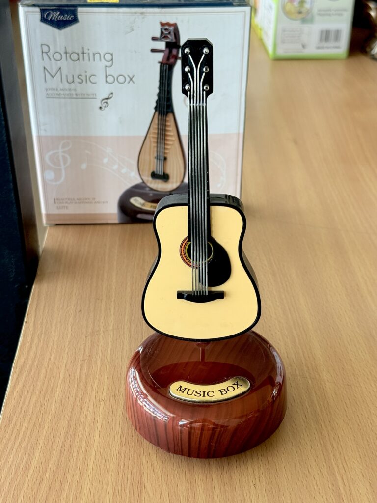 Miniature Guitar scale down model Musical box - Image 4