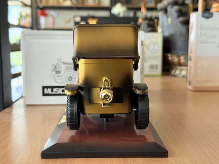 Miniature Vintage car scale down model Musical box - Image 7