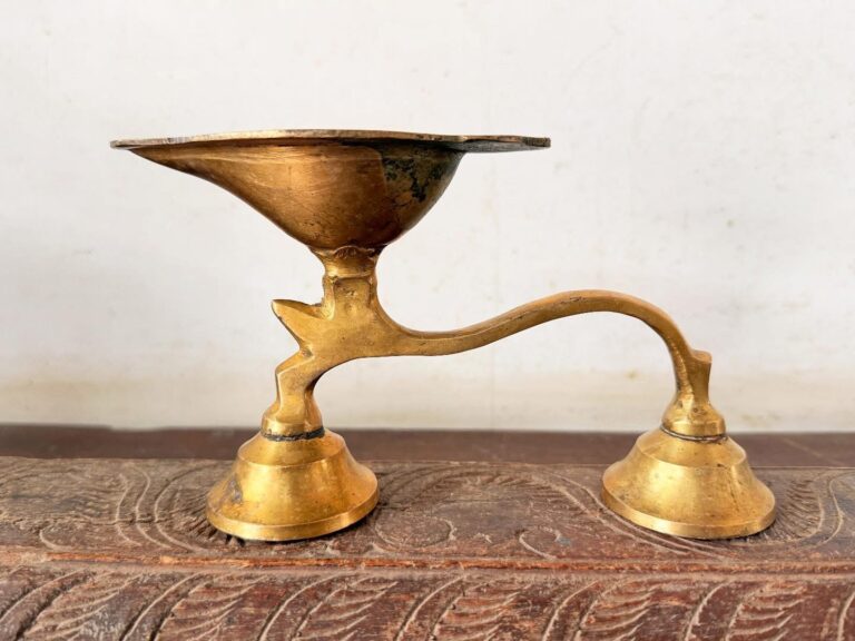 Rarest Sanghu arty lamp deep trough oil head superior Golden bronze - Image 4