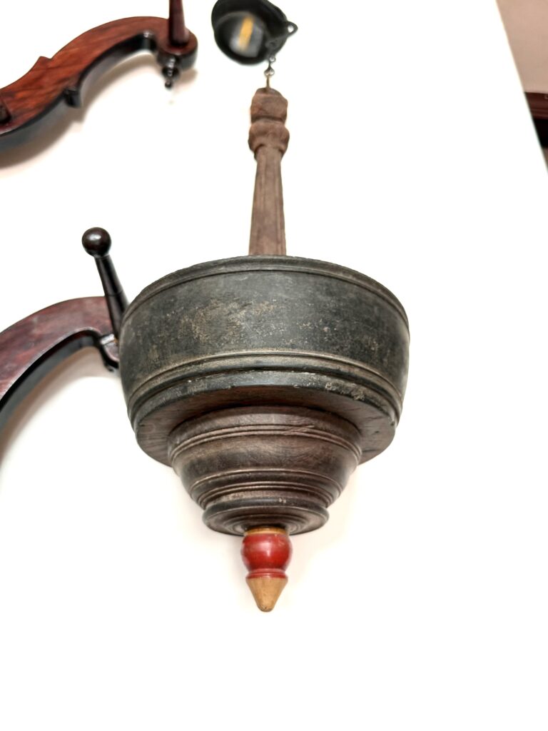 Antique Kerala short chain Hanging Viboothi maadam popularly known as Bhasmakoodu - Image 4