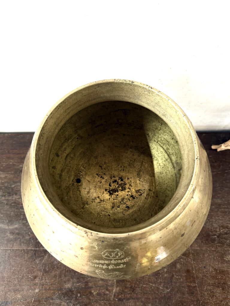 Classic 100 years old Dekaha Vengala Ponga Thavalai superior Golden bronze - Image 13