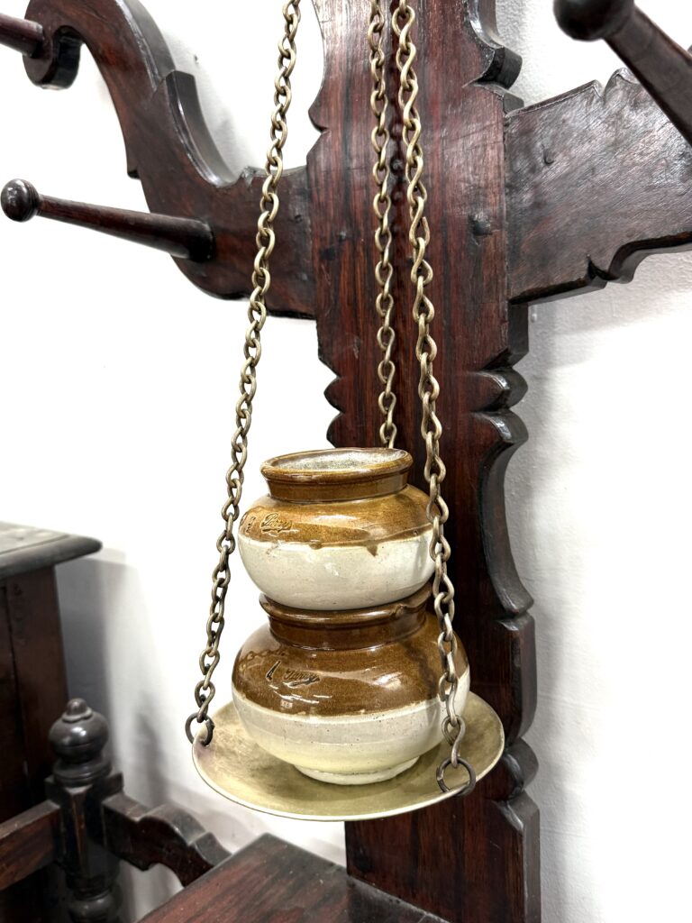 Chettinadu Vengala Uri with Parrys pots - Image 2