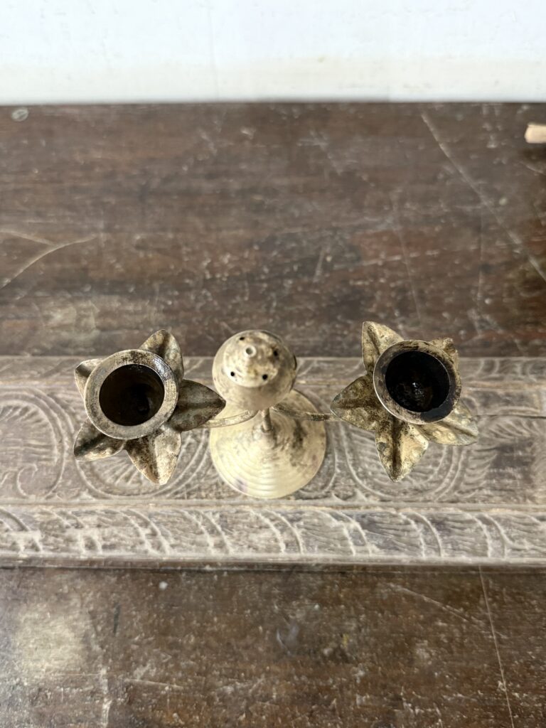 Classic brass twin candle bars with incense burner - Image 8