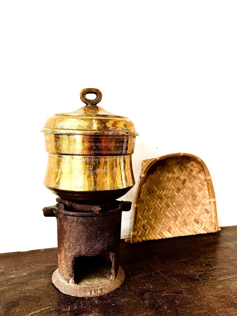 Antique Golden brass Kongunadu Idly steamer unused 6 inundations to make 6 idlys