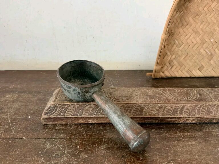 English coffee bean scoop rivited solid rounded hollow holder