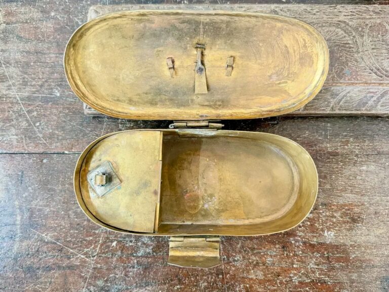 Kerala Oval Vellarika Chellam/ Cucumber shaped Paan Daan or Betel box - Image 6