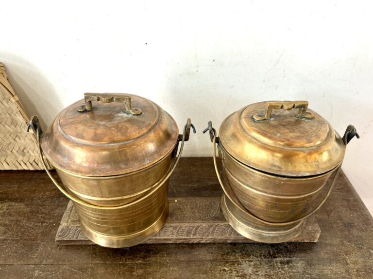 Classic golden brass Vari Bucket Thooku Raja Rani set of two - Image 3