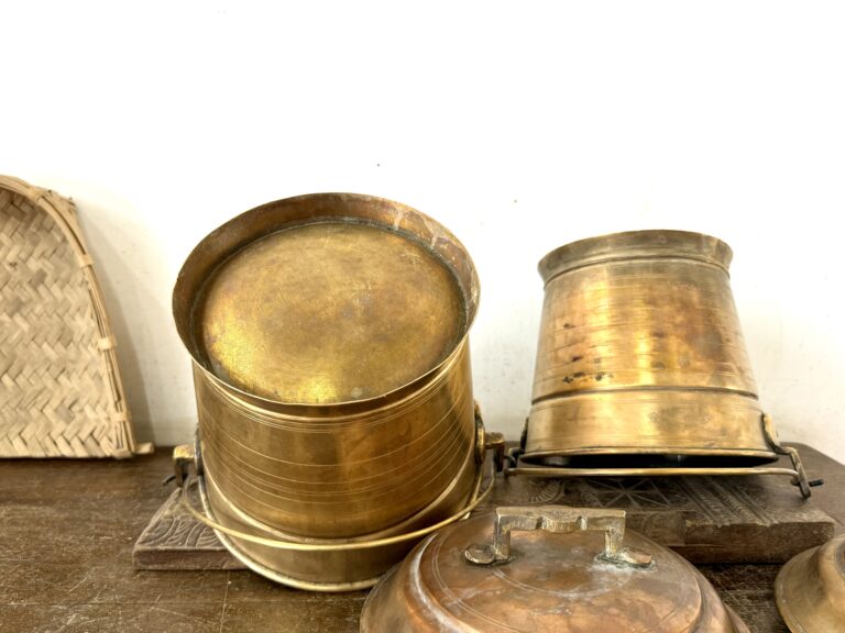Classic golden brass Vari Bucket Thooku Raja Rani set of two - Image 9