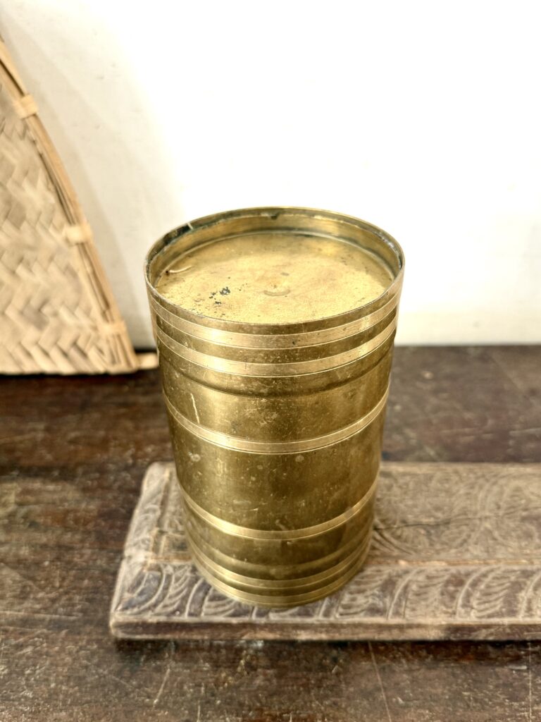 Large Rice Seer/ Vari padi golden brass unused versatile measuring vessel - Image 3