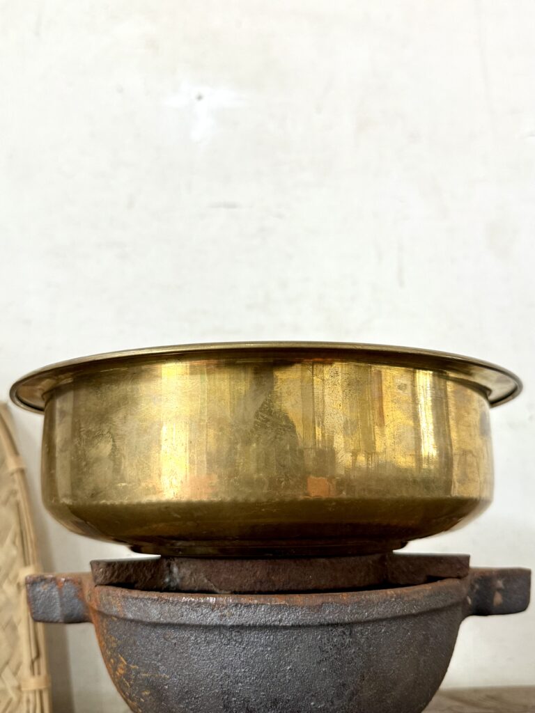 Auspicious golden brass Prasad Uruli pathiram, a versatile high quality serve ware - Image 3