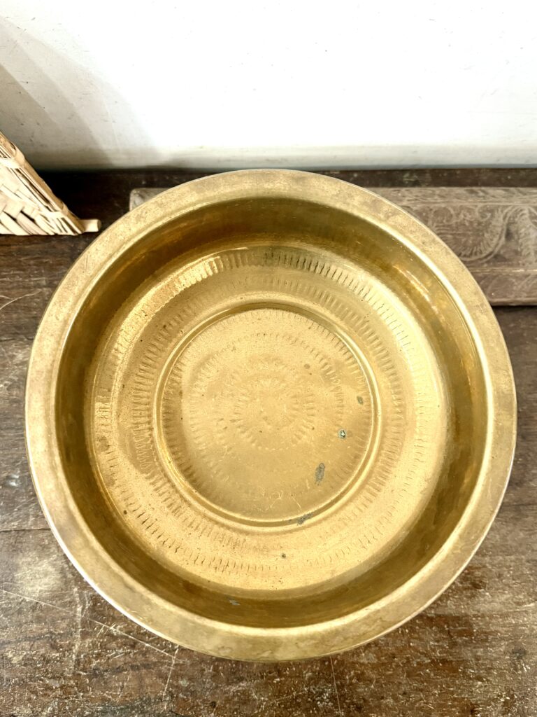 Auspicious golden brass Prasad Uruli pathiram, a versatile high quality serve ware - Image 7