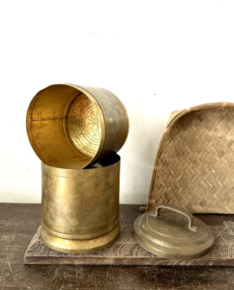 Classic Square top golden brass coffee filter large family variant highest quality - Image 2