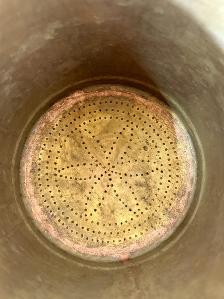 Giant golden brass coffee filter large joint family variant highest quality - Image 5