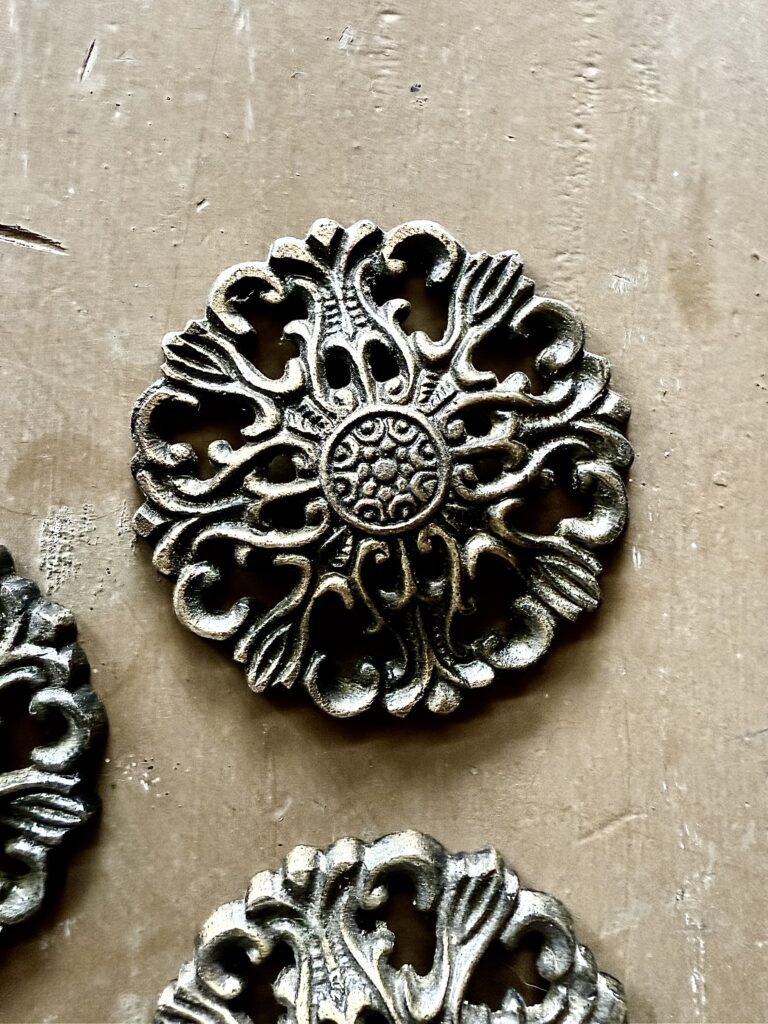 Classic bronze door or window accent pieces ornate set of five pieces - Image 2