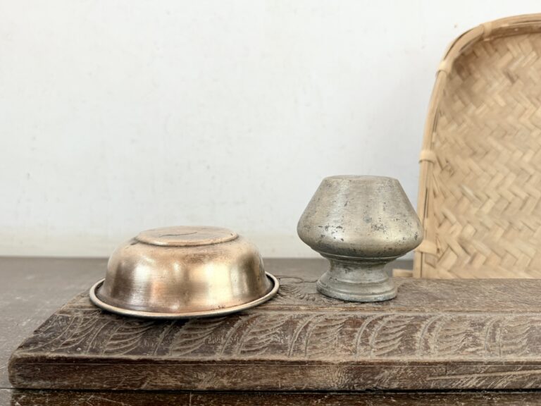 Classic miniatures set of two golden brass mini basin and white bronze mini po - Image 3