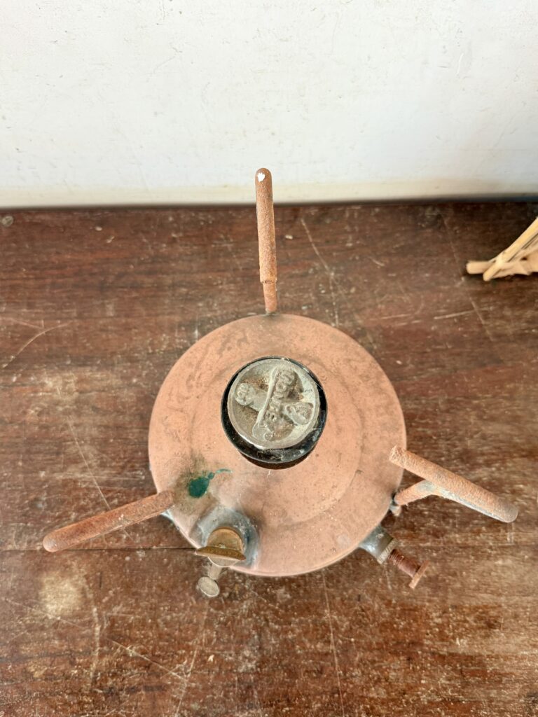Vintage large brass metal kerosene pressure stove a household cooking appliance - Image 5