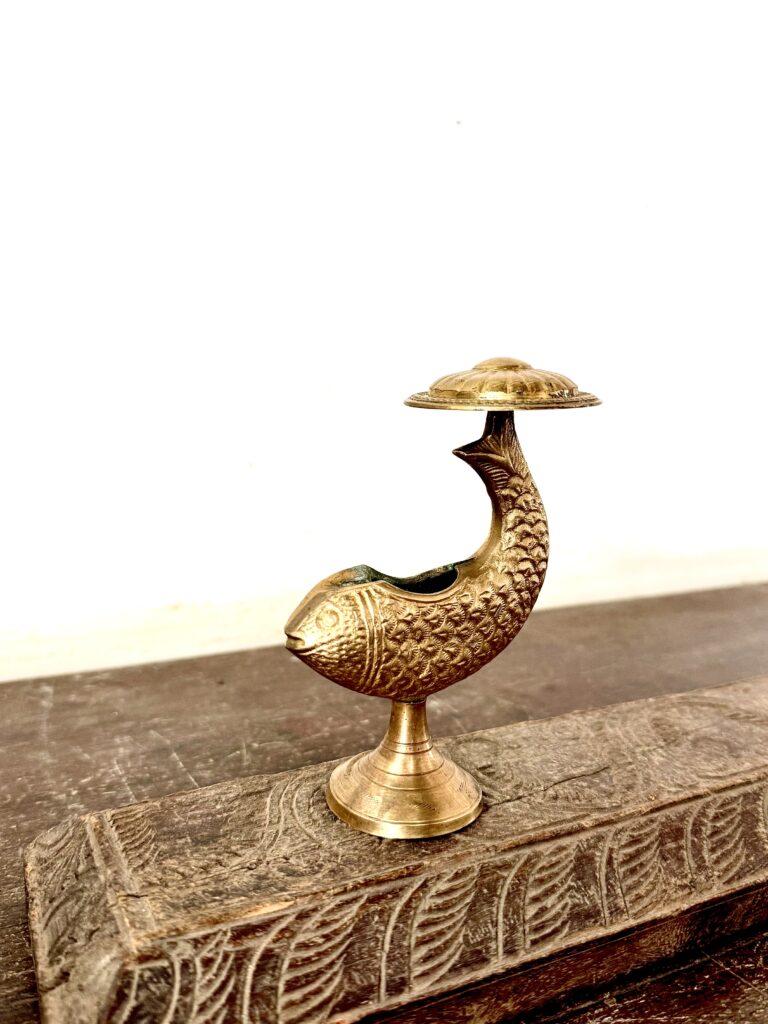 Rare ash tray featuring a gold fish with shade top golden bronze