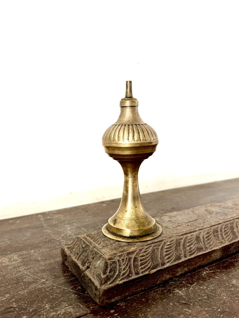 Kerosene ribbed pattern brass lamp unique handmade classic collectible