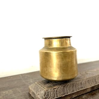 Brass water sombhu classic pattern solid heavy cast handmade collectible