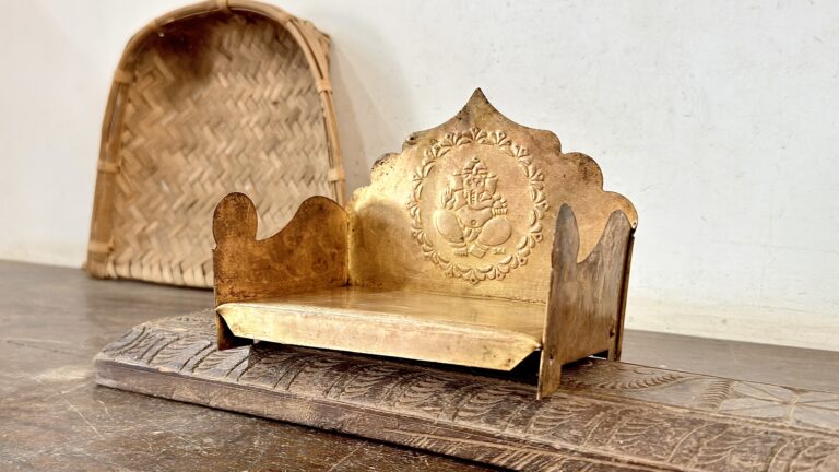 Vintage brass Pooja mandap Ganesh emboss, arched back
