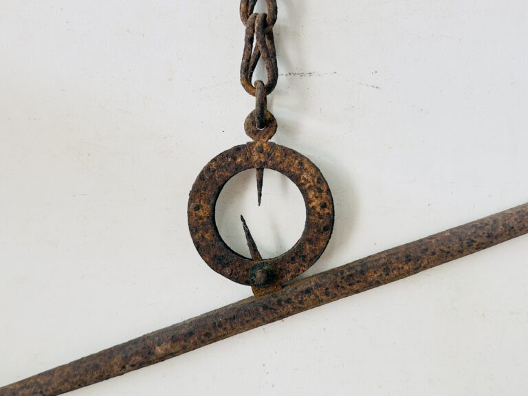 Antique 100+ years old Cast iron physical balance used in spice trade era - Image 4