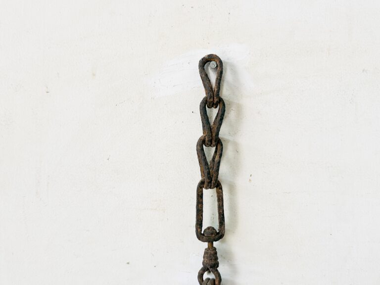 Antique 100+ years old Cast iron physical balance used in spice trade era - Image 6