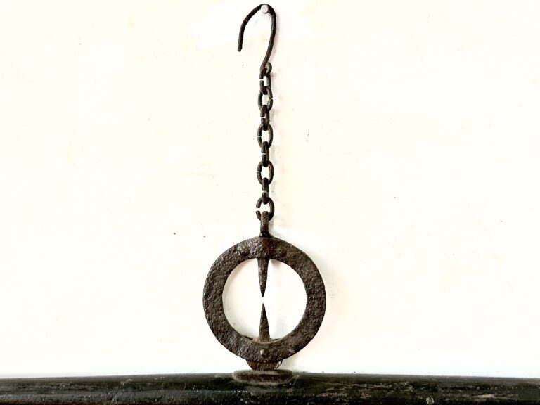 Antique 95+ years old Wood body with Cast iron fittings heavy physical balance - Image 2