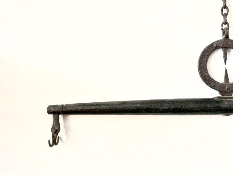 Antique 95+ years old Wood body with Cast iron fittings heavy physical balance - Image 3